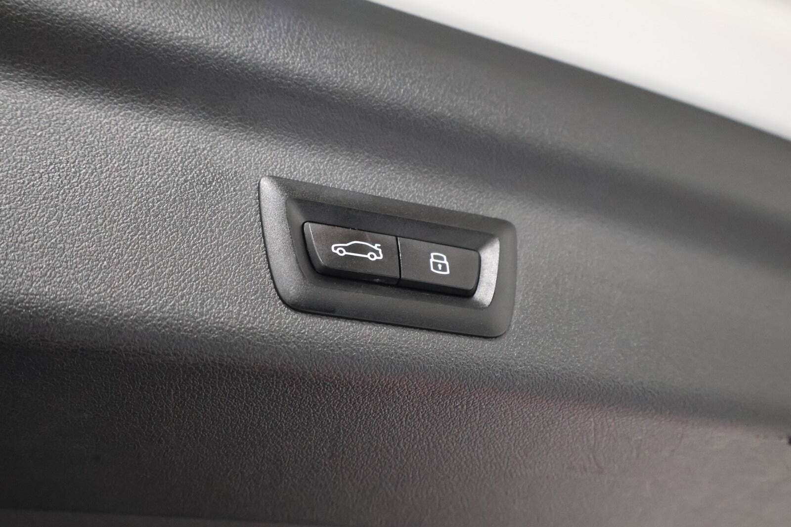 Hvid BMW iX1 fra 2023