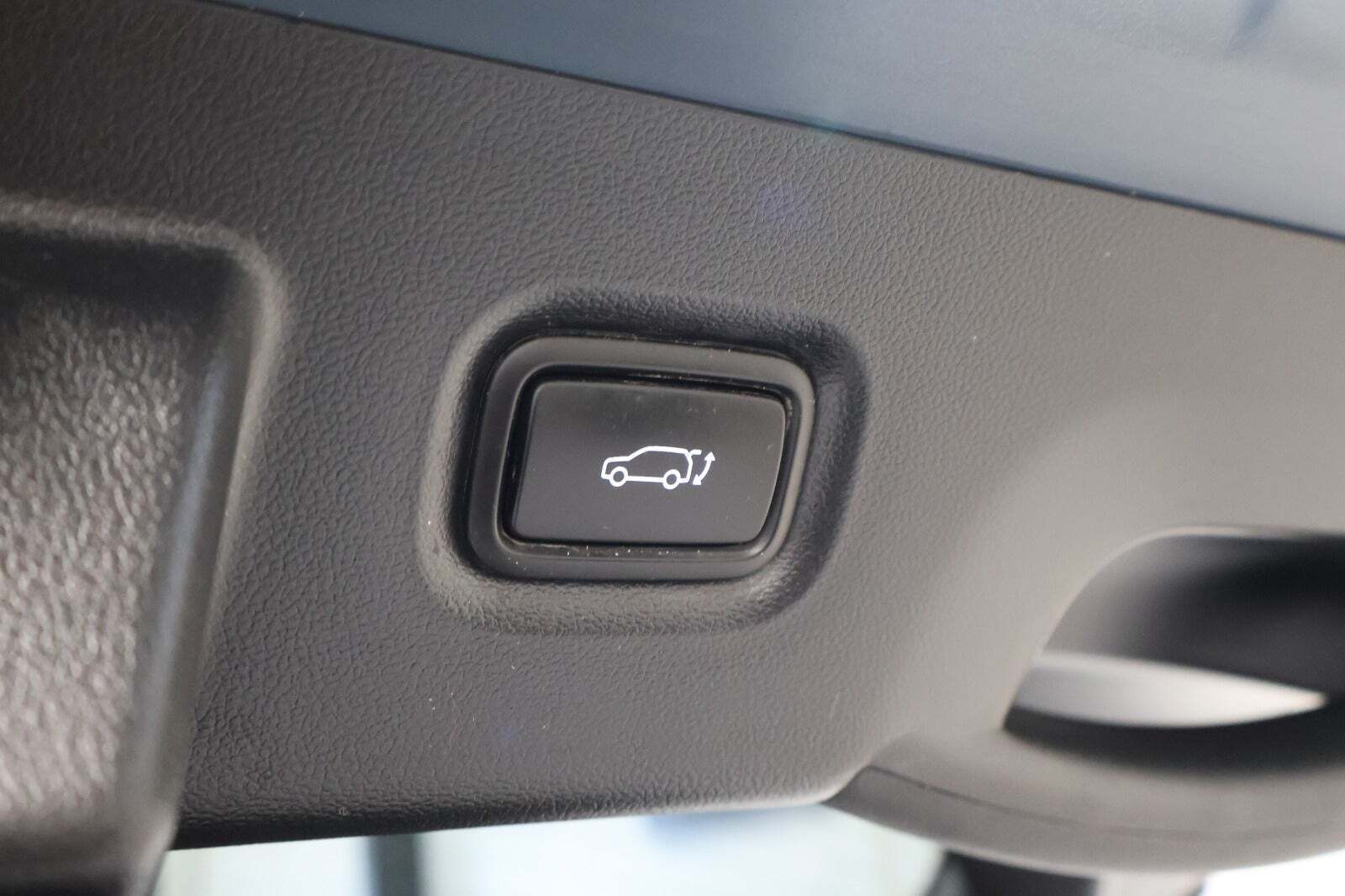 Blå Hyundai Ioniq 5 fra 2023