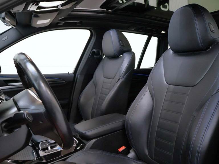 BMW iX3 Charged Plus M-Sport