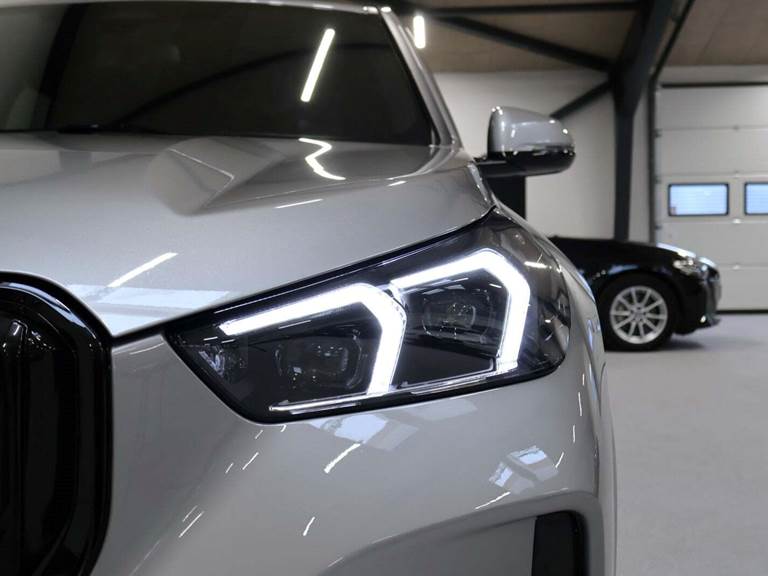 BMW iX1 xDrive30 M-Sport