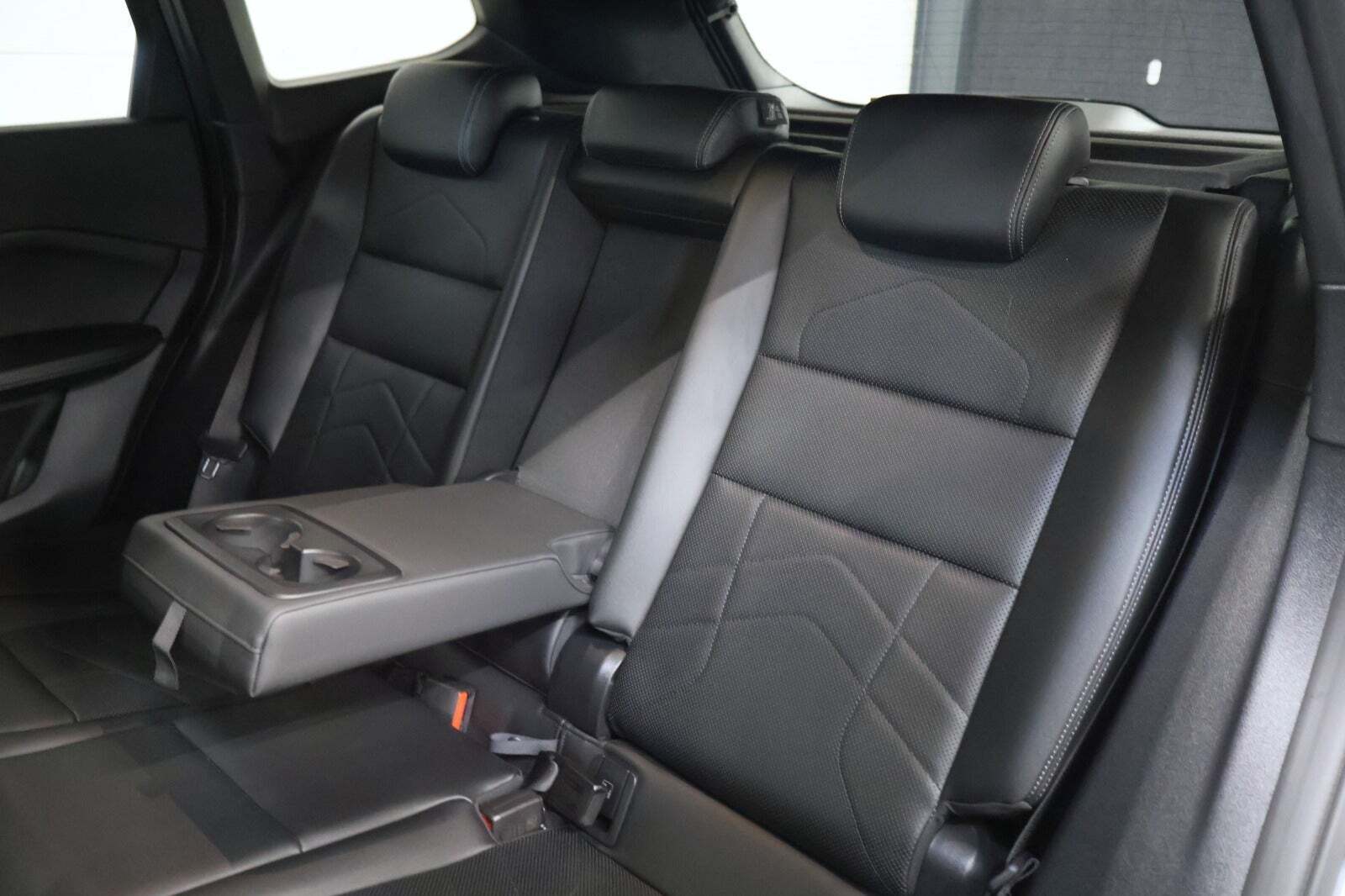 Sølv BMW iX1 fra 2023