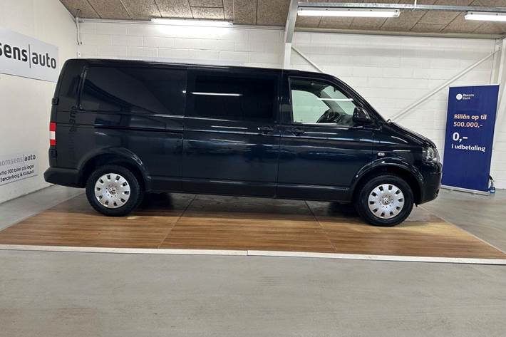 Sort VW Transporter fra 2013