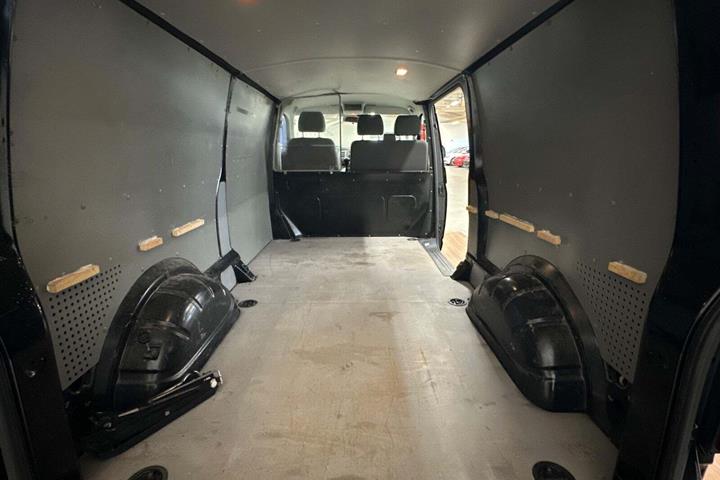 Sort VW Transporter fra 2013