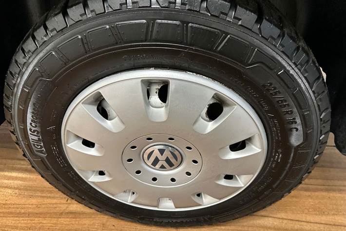 Sort VW Transporter fra 2013