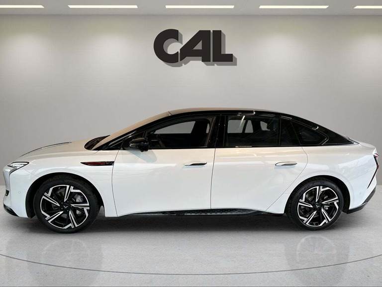 Hongqi EH7 111 Exclusive