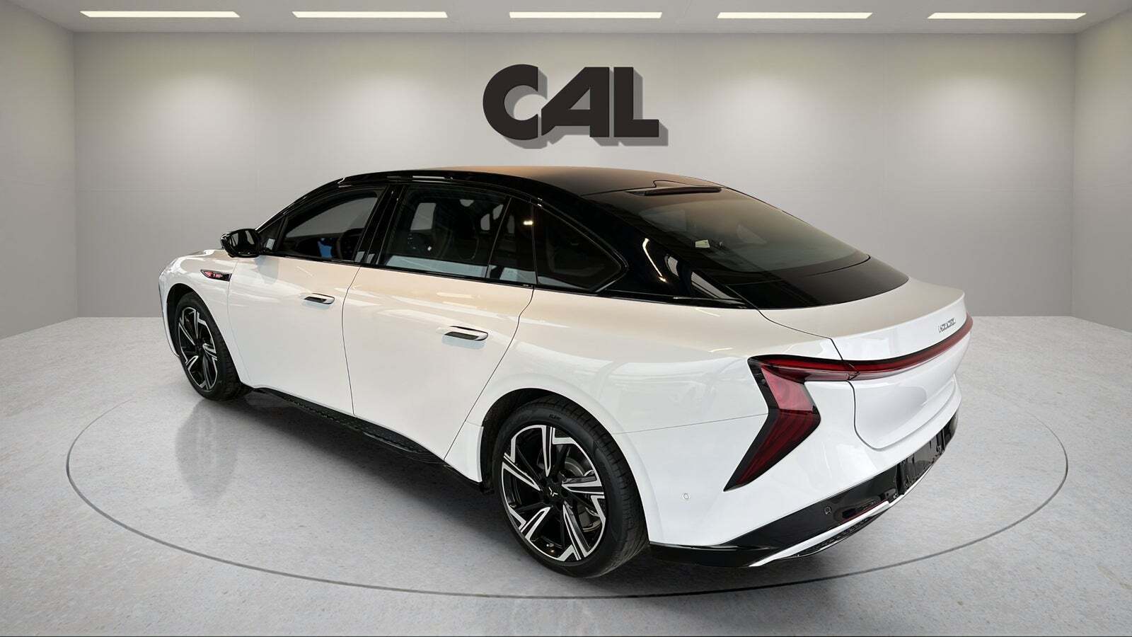 Hvid Hongqi EH7 fra 2025