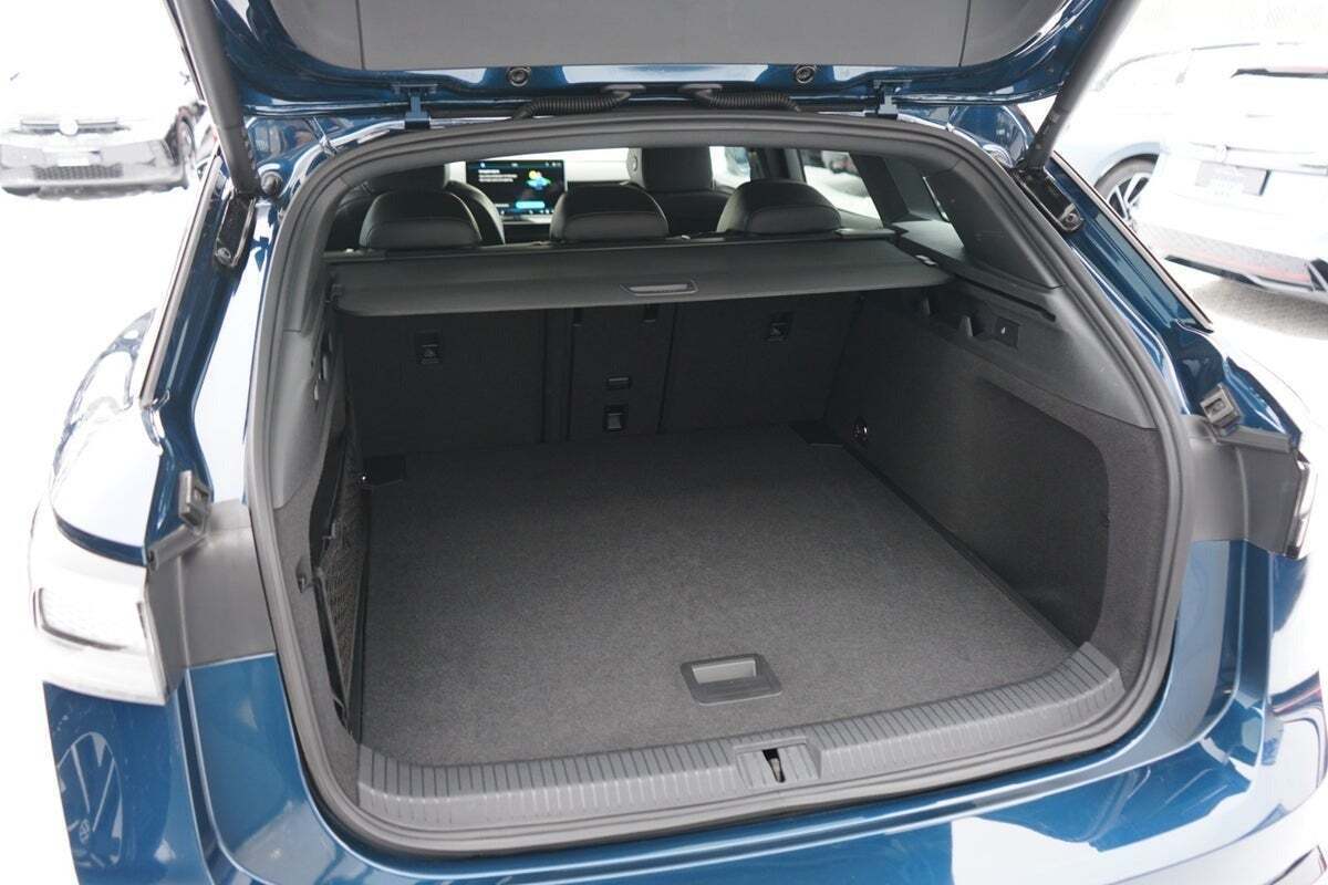 Blå VW ID.7 fra 2025