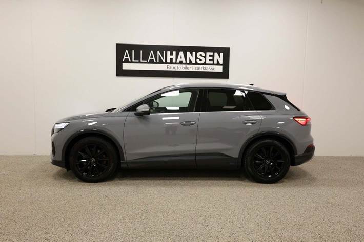 Grå Audi Q4 e-tron fra 2021