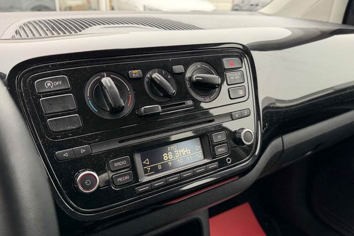 Sort VW UP! fra 2014