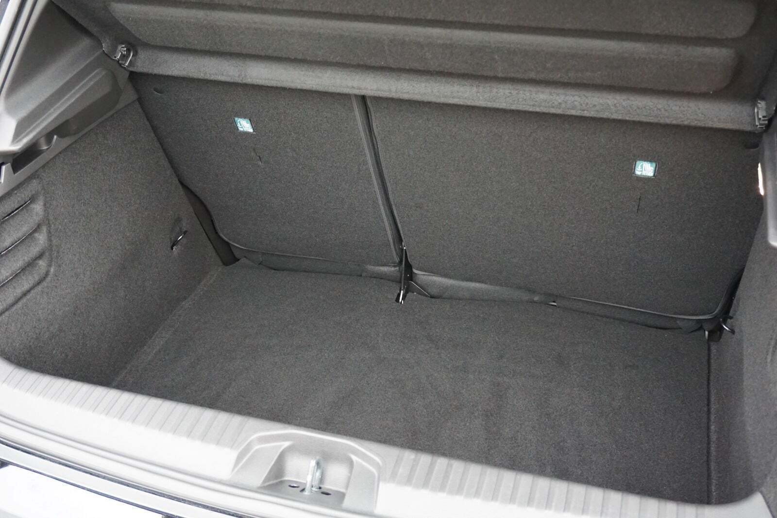 Sort Renault Clio V fra 2024