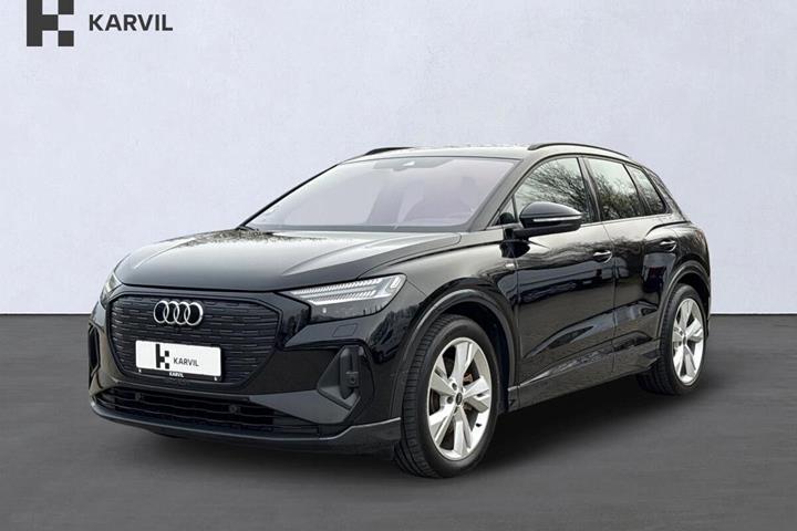 Sort Audi Q4 e-tron fra 2025 set udefra