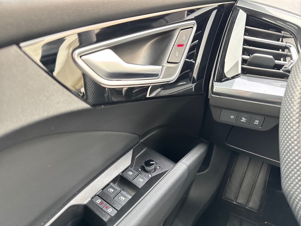Sort Audi Q4 e-tron fra 2025
