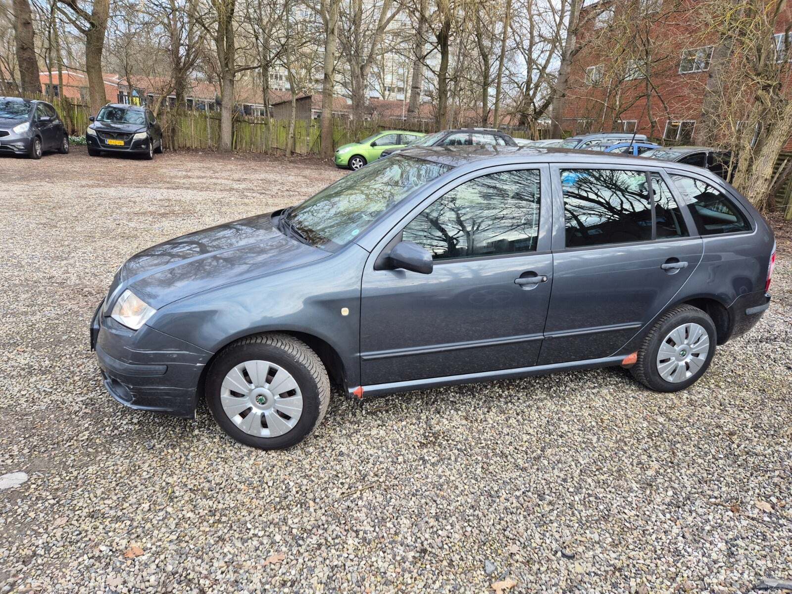 Skoda Fabia 1,4 16V 75 Ambiente Combi
