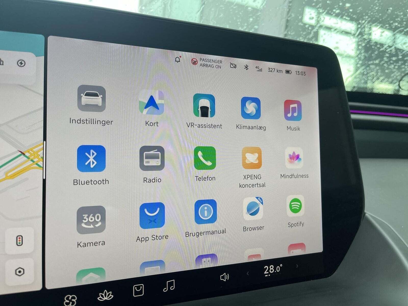 Sølv Xpeng P7 fra 2023