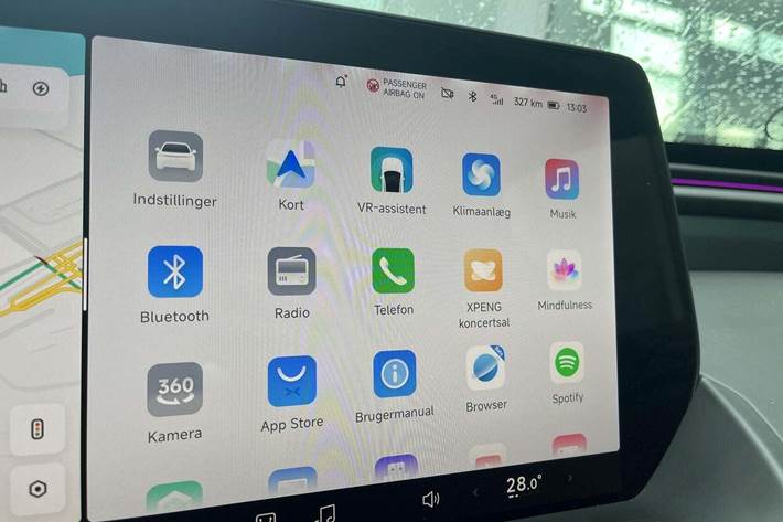 Sølv Xpeng P7 fra 2023