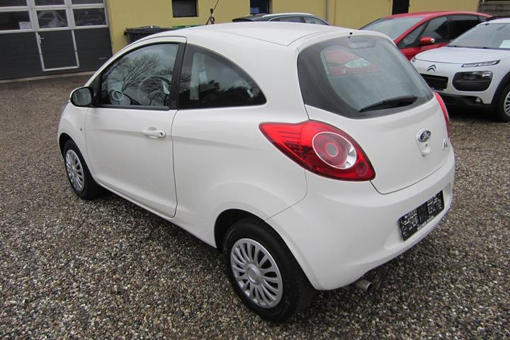 Hvid Ford Ka fra 2013