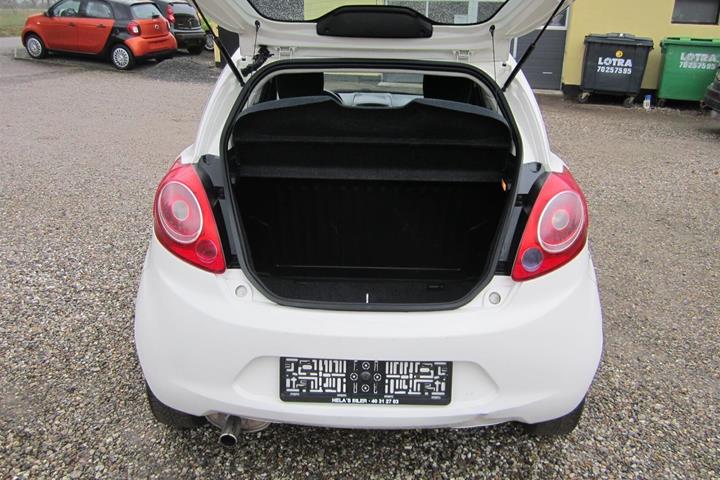 Hvid Ford Ka fra 2013