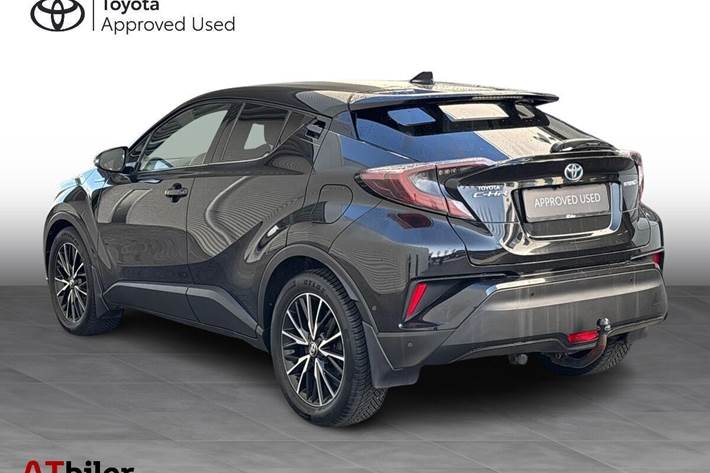 Sort Toyota C-HR fra 2018