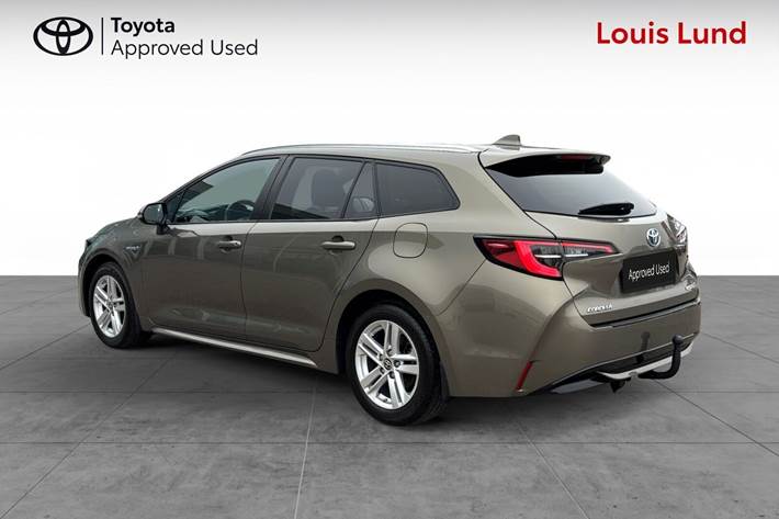 Bronze Toyota Corolla fra 2021