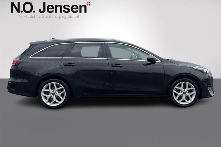 Sort Kia Ceed fra 2021