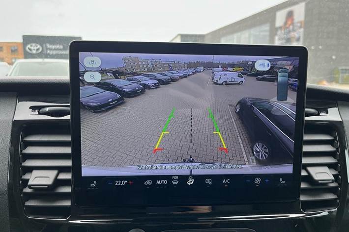 Hvid Ford Transit fra 2024