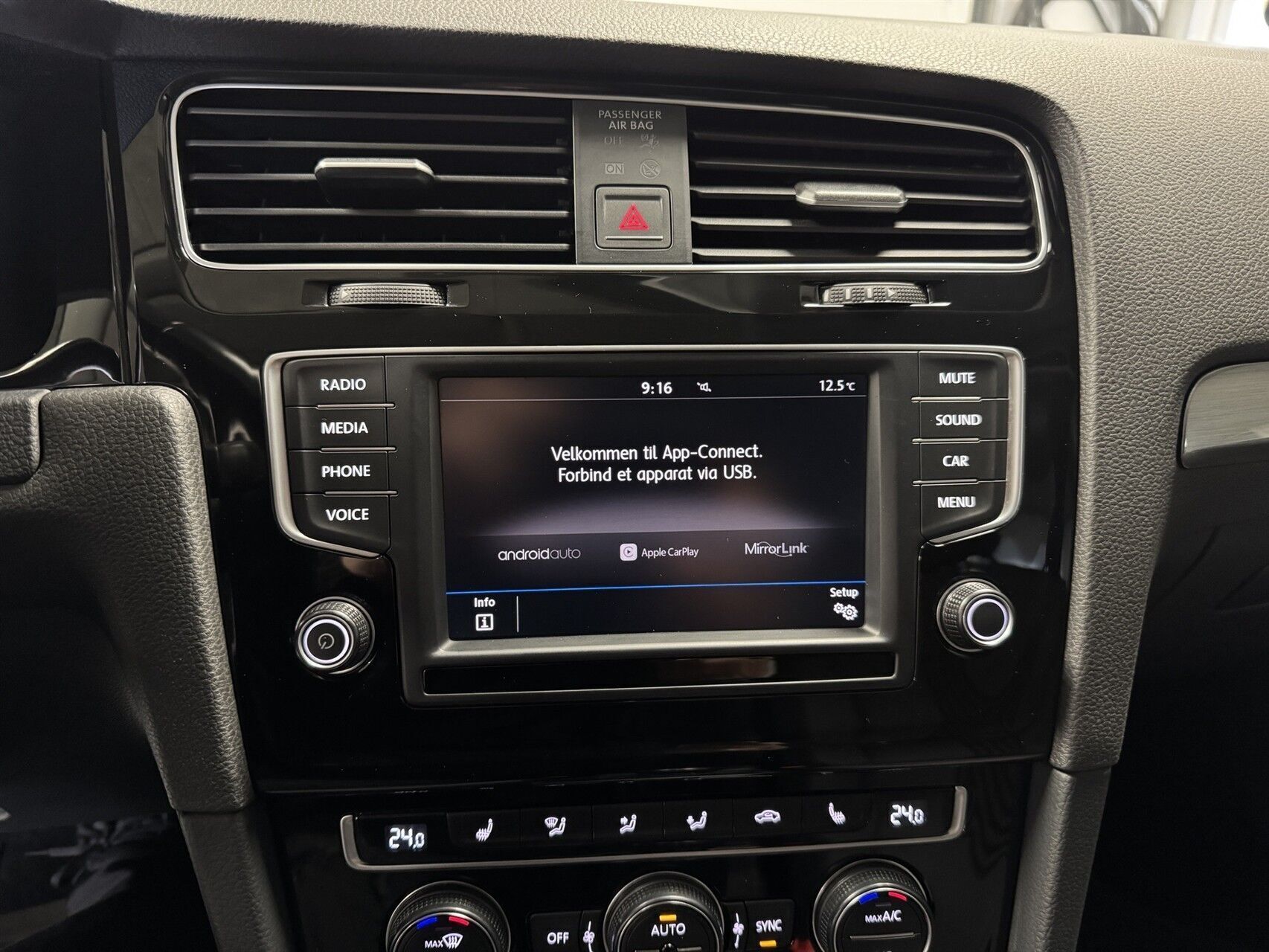 Hvid VW Golf fra 2017