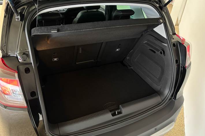 Sort Opel Crossland X fra 2020