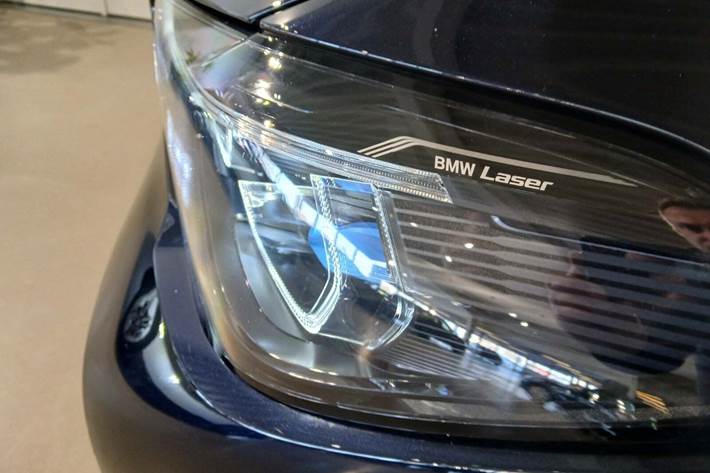 Sort BMW X5 fra 2022