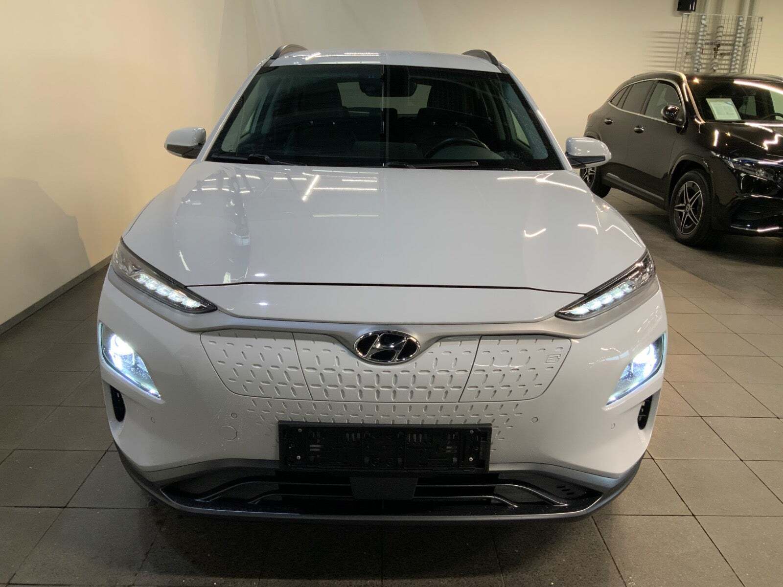 Hyundai Kona 64 EV Advanced Premium