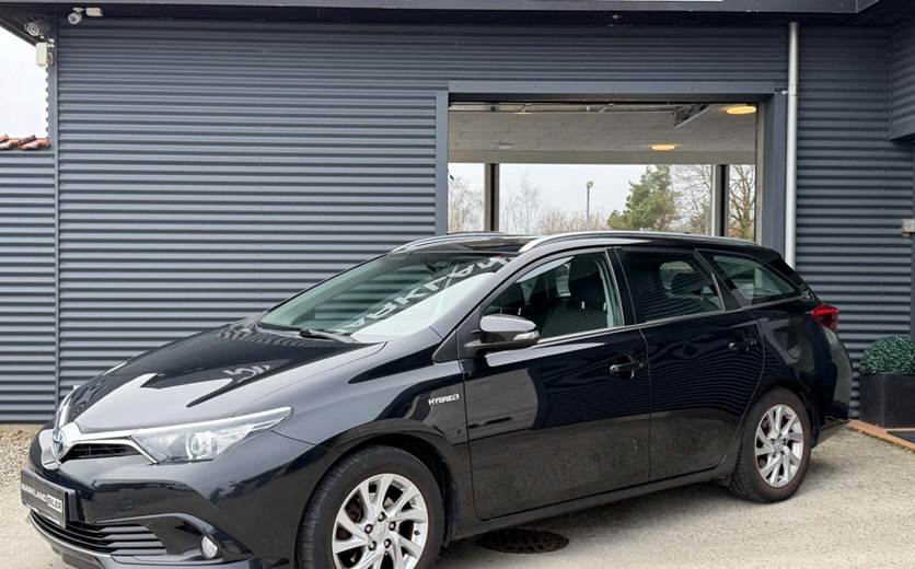 Toyota Auris 1,8 Hybrid H2 Touring Sports CVT