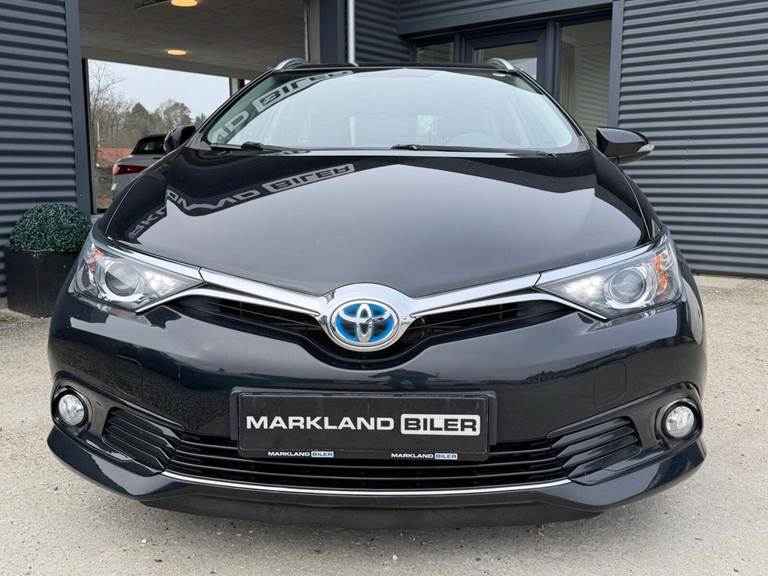 Toyota Auris 1,8 Hybrid H2 Touring Sports CVT