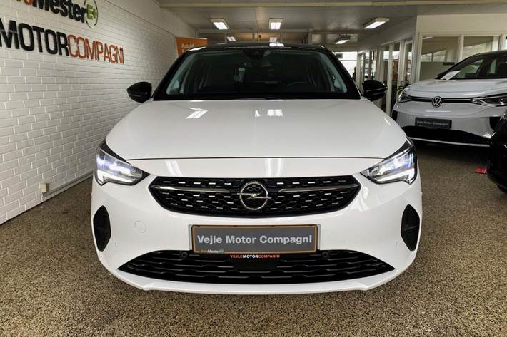 Hvid Opel Corsa-e fra 2023