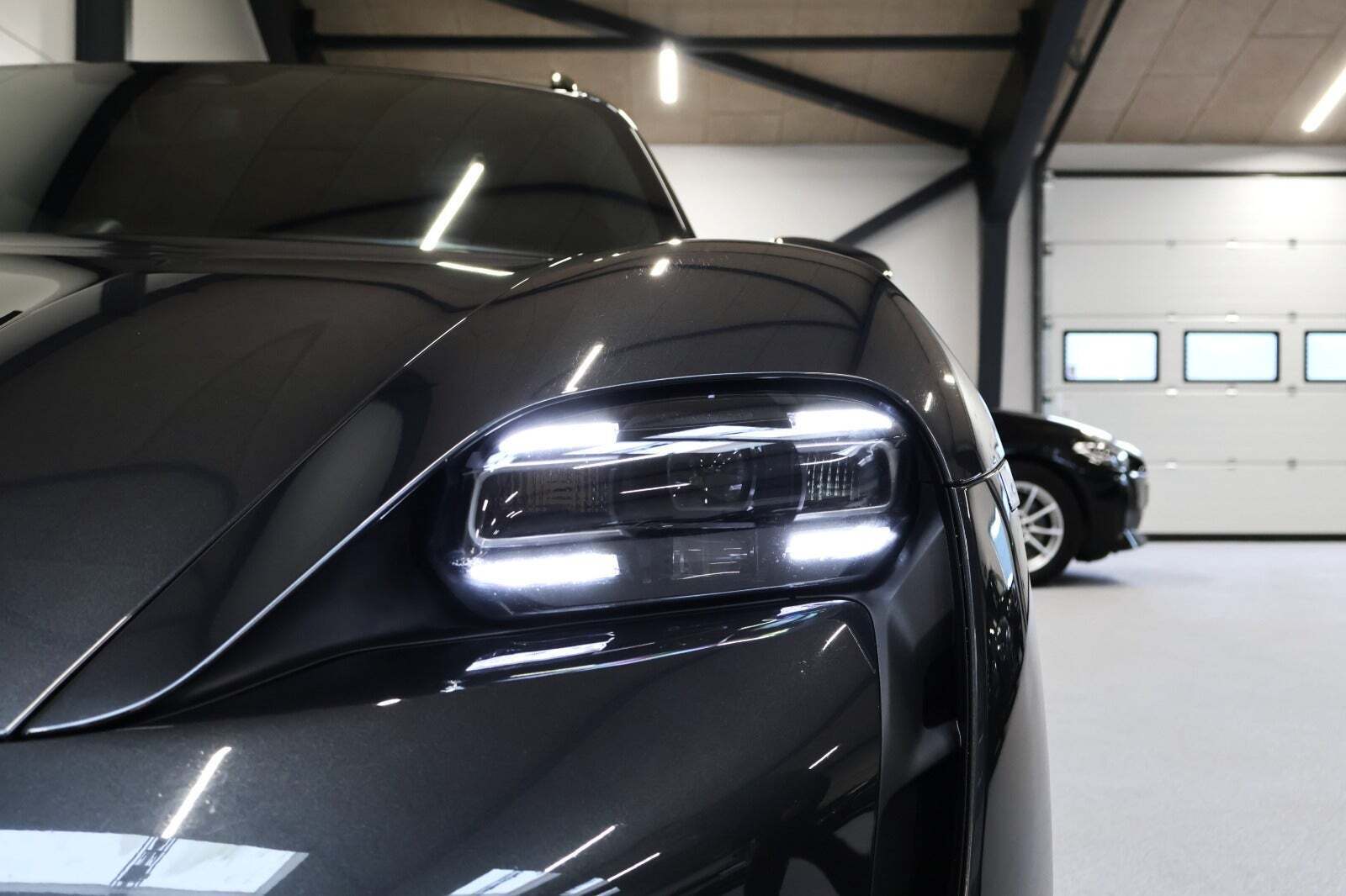 Porsche Taycan Sport Turismo