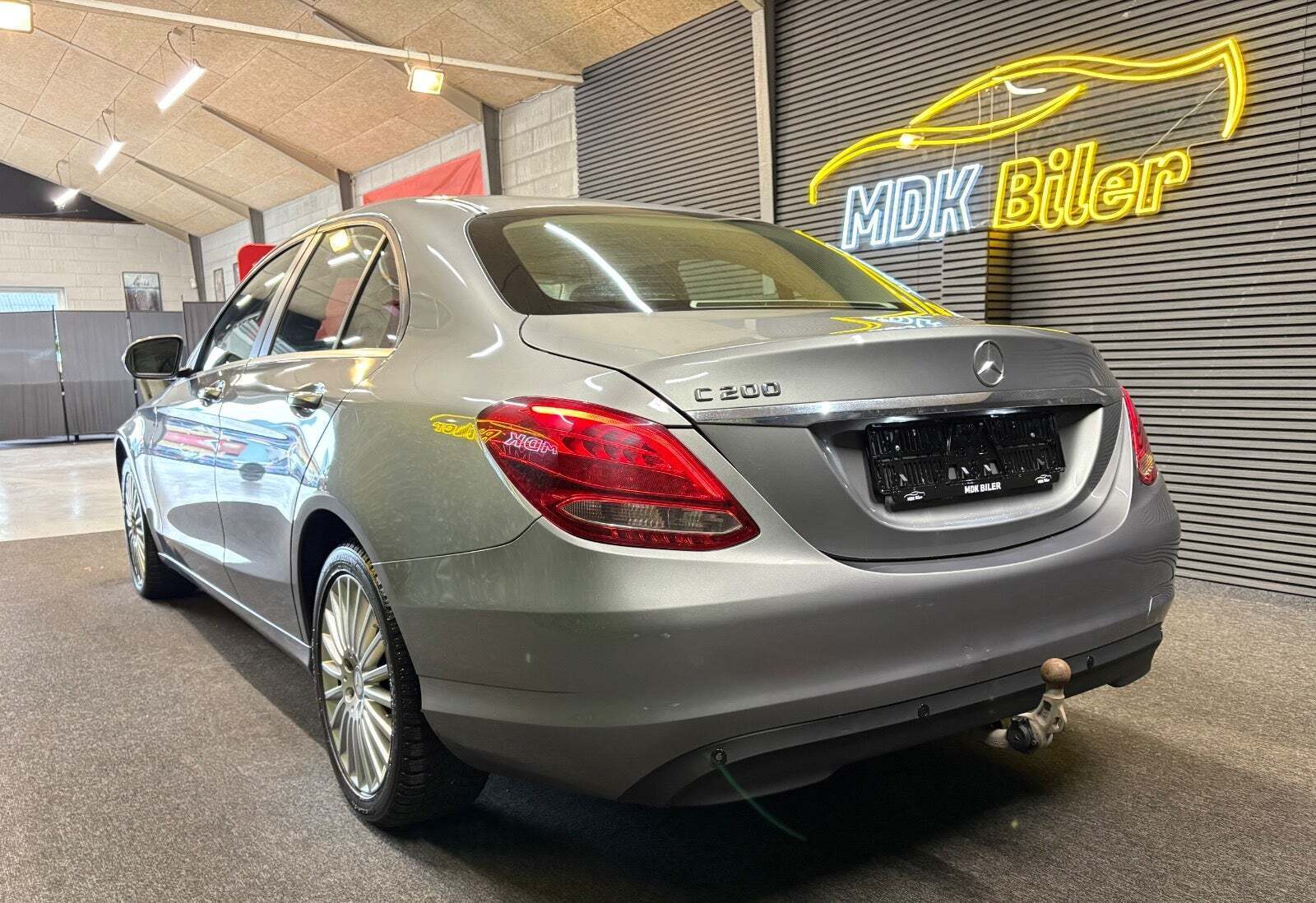 undefined Mercedes C200 fra 2015