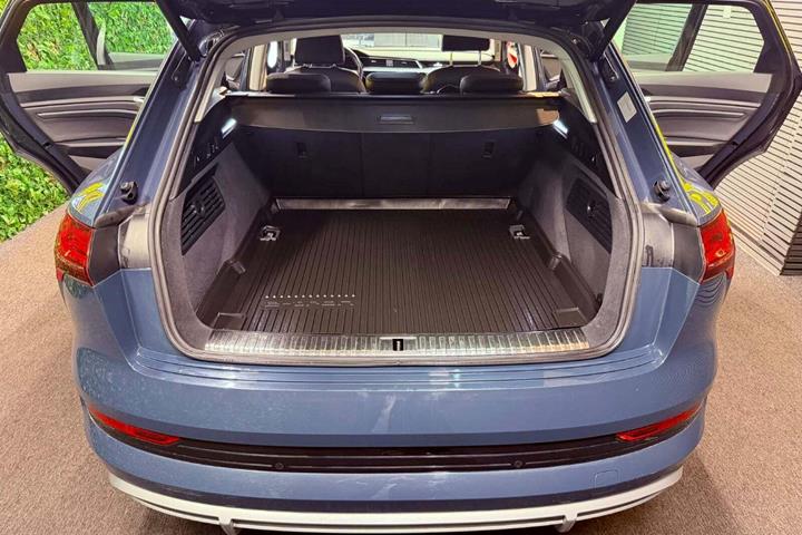 undefined Audi e-tron fra 2021
