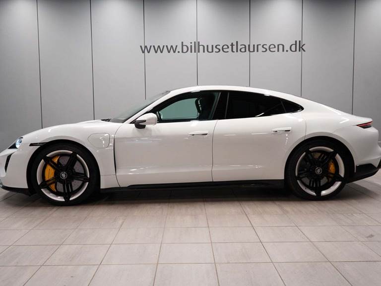 Porsche Taycan Turbo