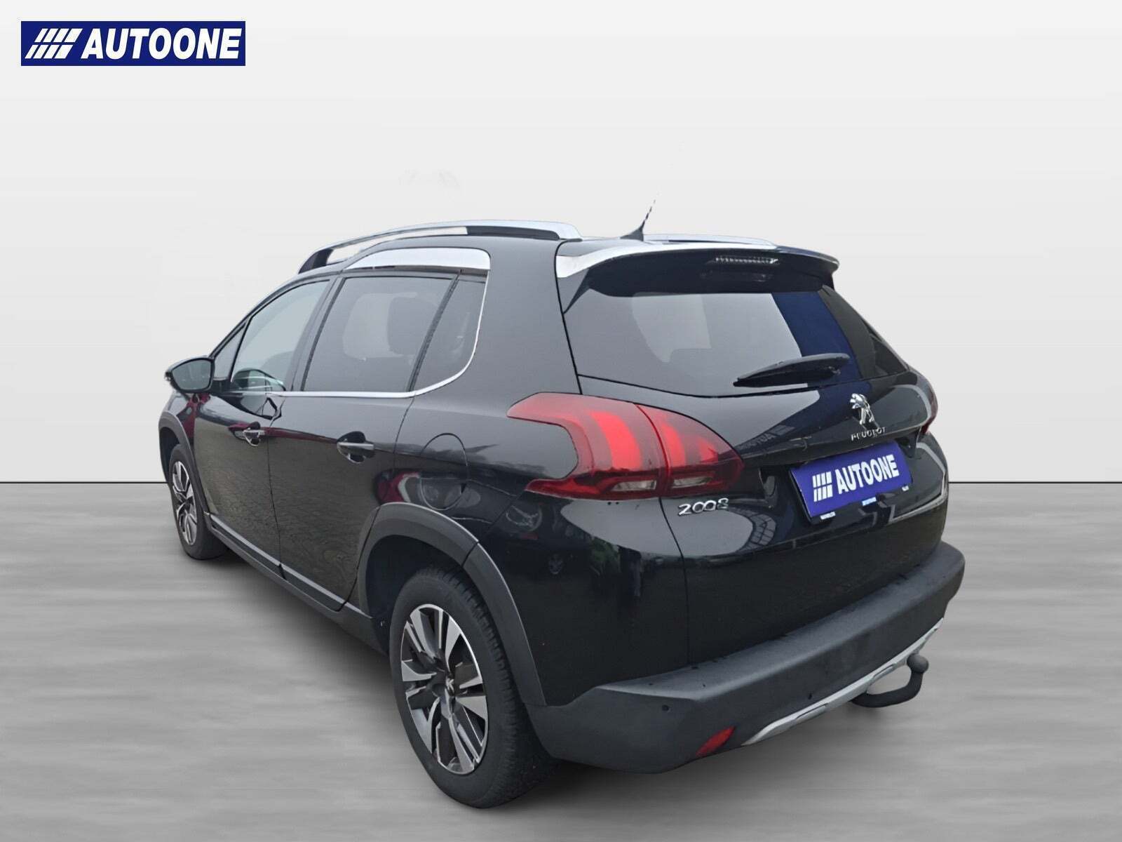 Peugeot 2008 1,2 e-THP 110 Allure Sky