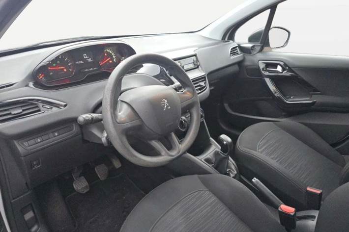 Hvid Peugeot 208 fra 2014