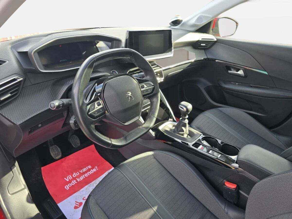 Peugeot 208 1,2 PureTech 100 Allure Sky