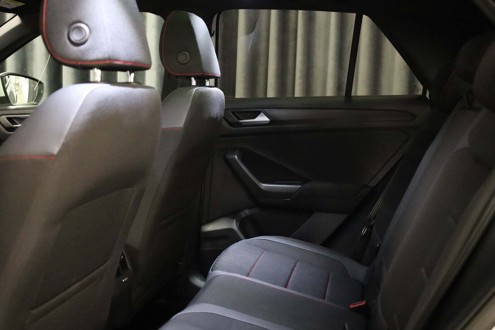 Hvid VW T-Roc fra 2020