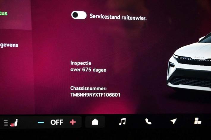 Hvid Skoda Elroq fra 2026