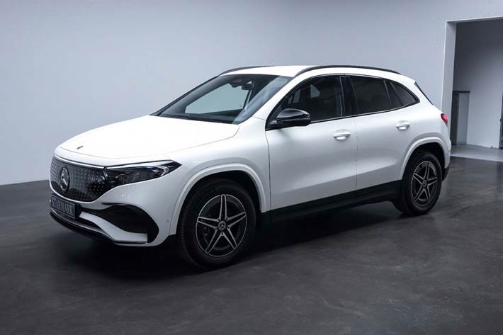 Hvid Mercedes EQA250+ fra 2025