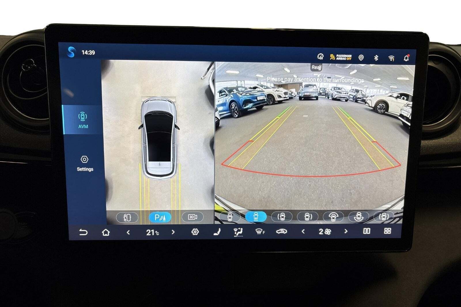 Grå BYD Dolphin fra 2023