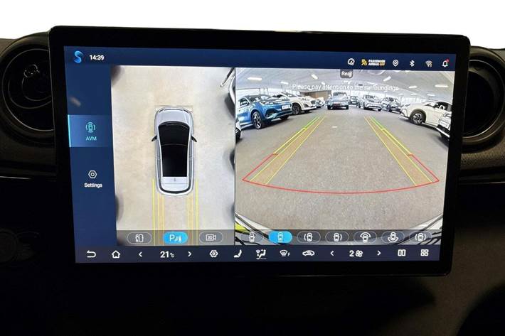 Grå BYD Dolphin fra 2023