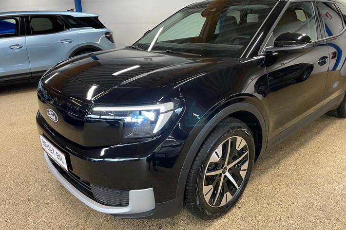 Sort Ford Explorer fra 2024