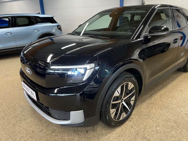 Ford Explorer 77 Select Extended Range