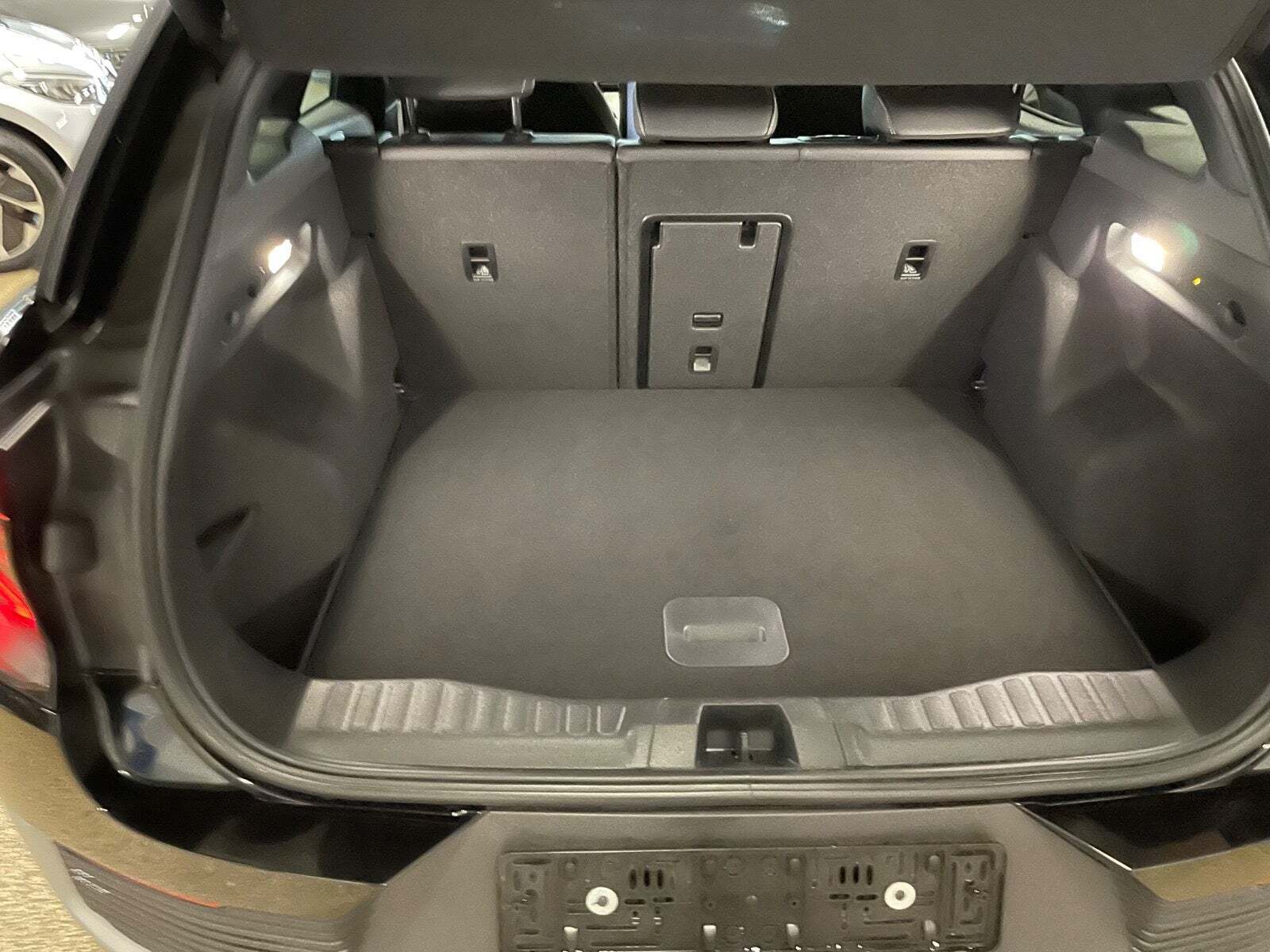 Sort Ford Explorer fra 2024