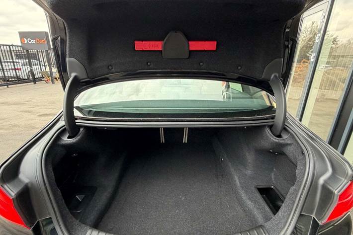 undefined BMW 540i fra 2017