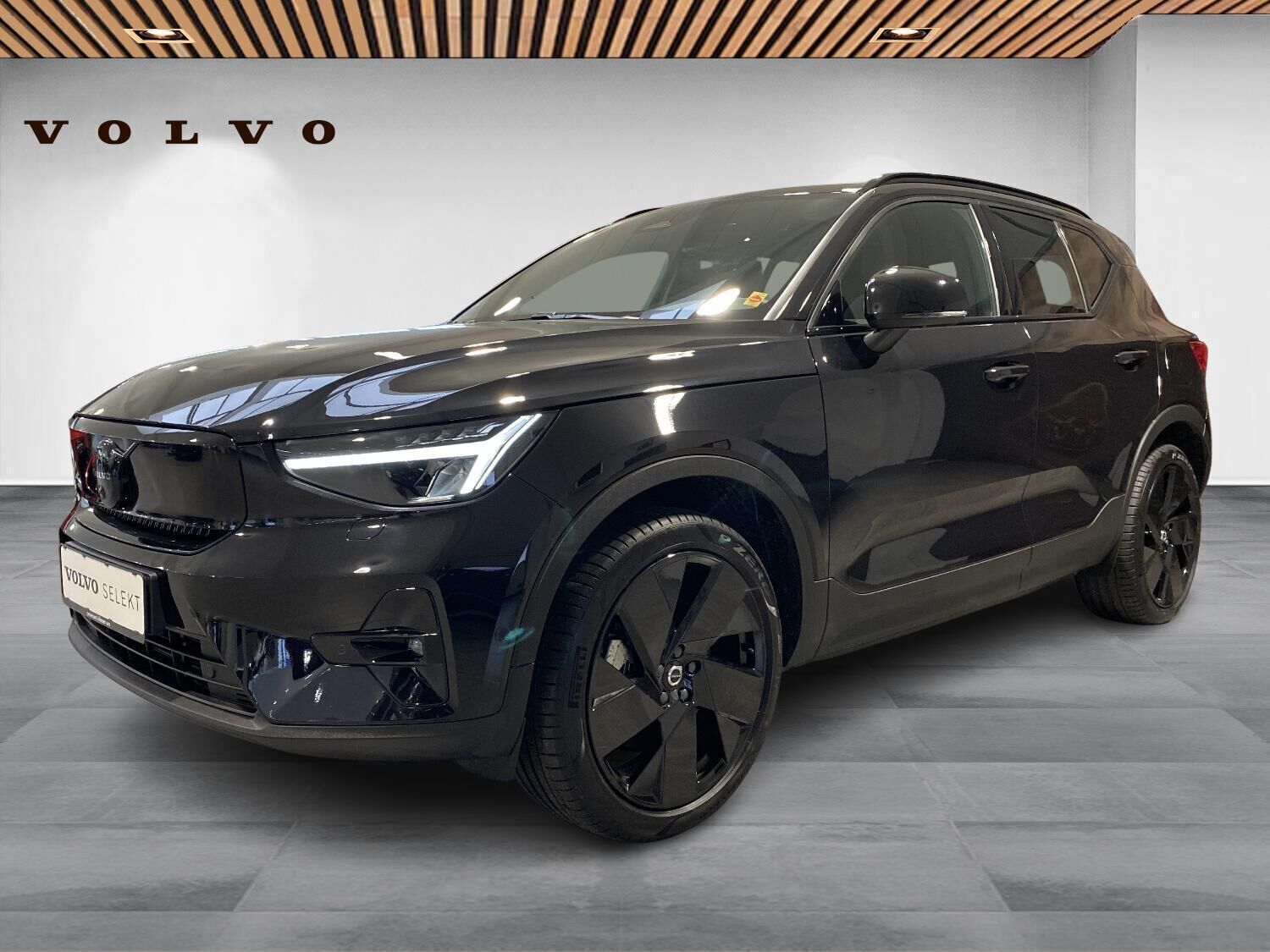 Volvo EX40 Single Motor Extended Range Black Edition 252HK 5d Aut.