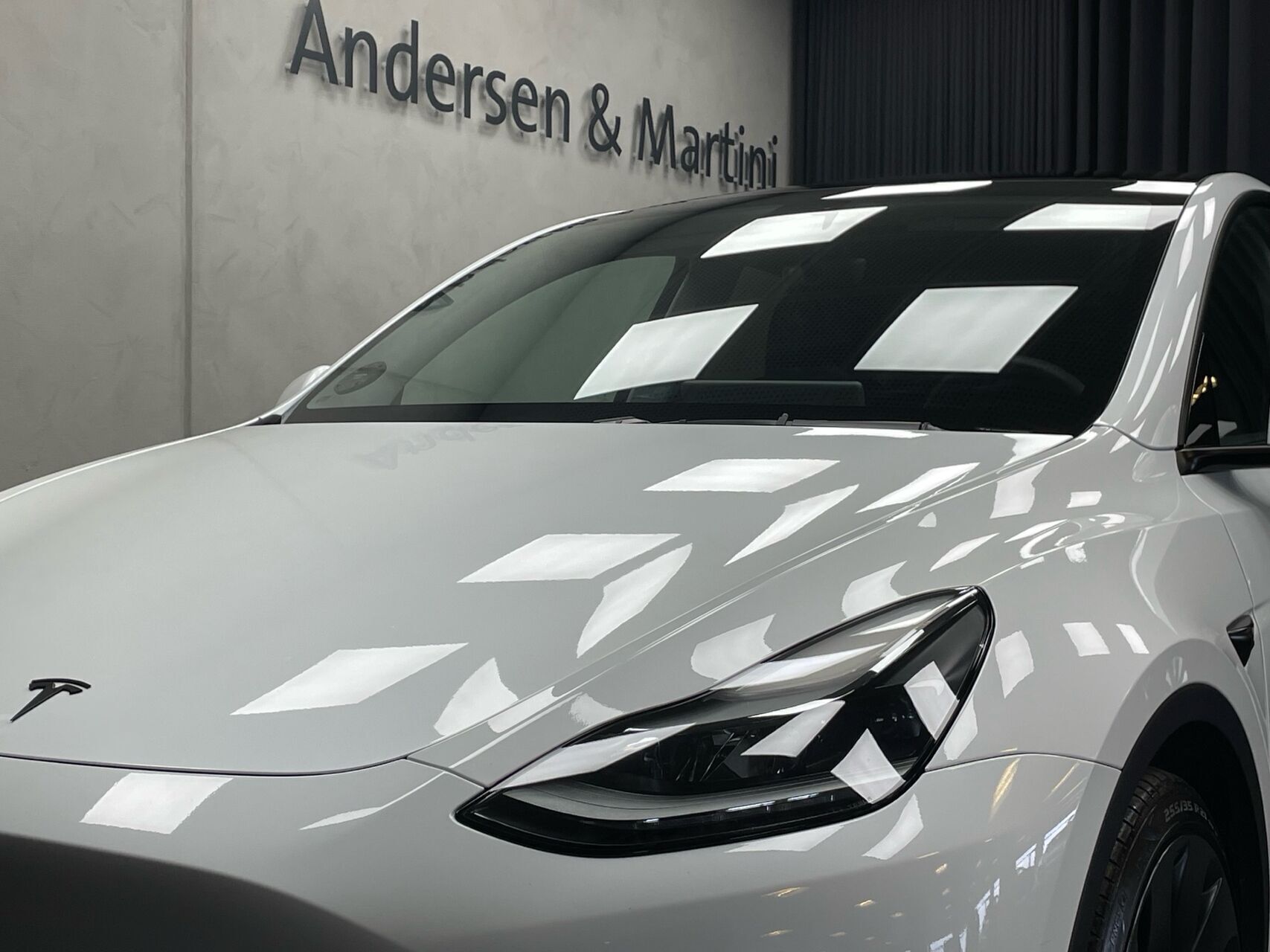 Tesla Model Y EL Performance AWD 534HK 5d Aut.